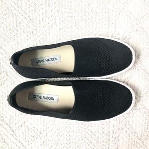 Steve Madden slip ons